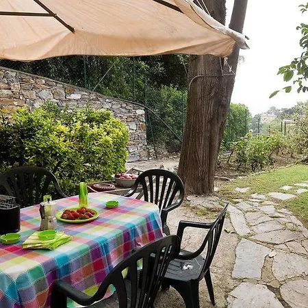 Sleeps 8 Air Con Wifi *