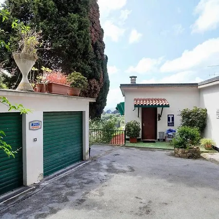 Sleeps 8 Air Con Wifi Casa vacanze *